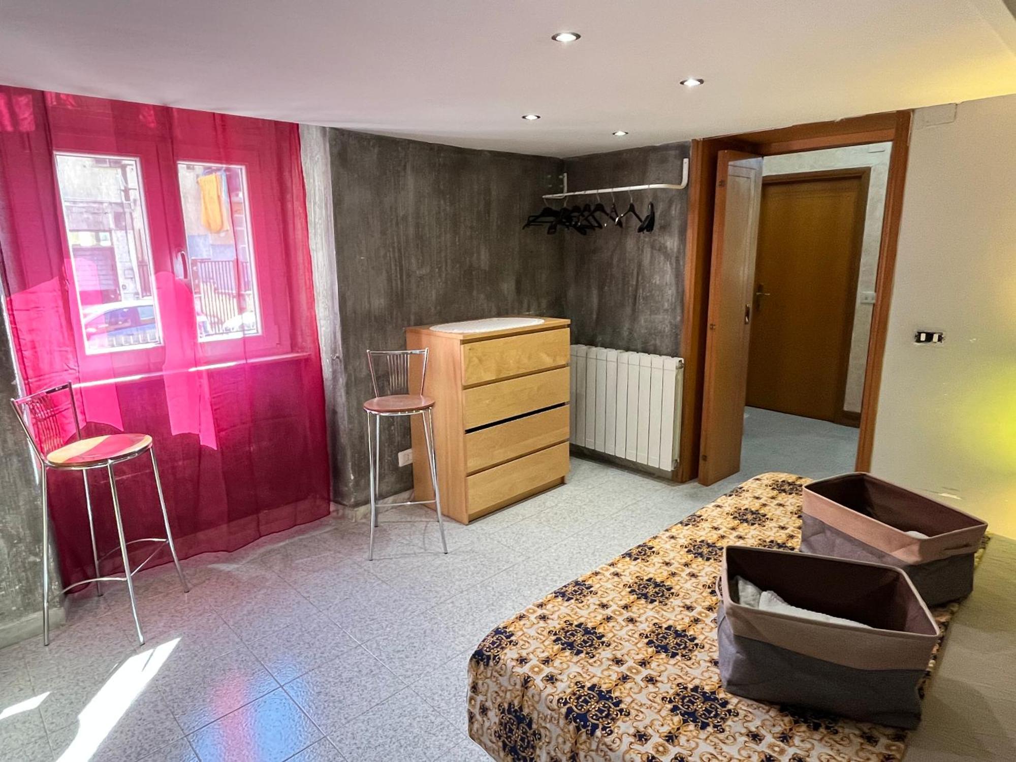 Romuhouse Economy Apartment Metro B Екстериор снимка